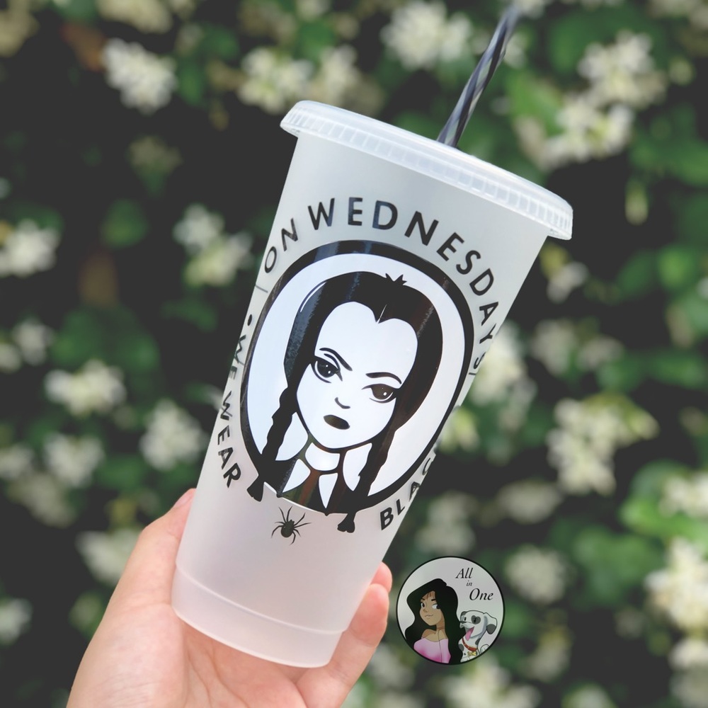 Gothic girl Starbuck Venti Cold Cup